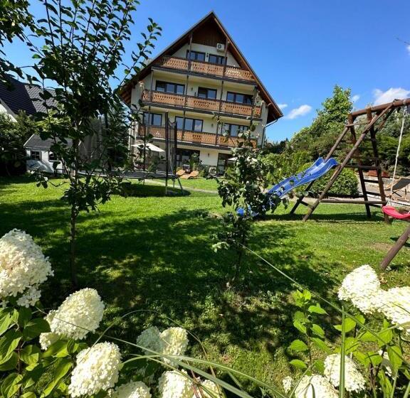 Majatalo Willa Aurinia