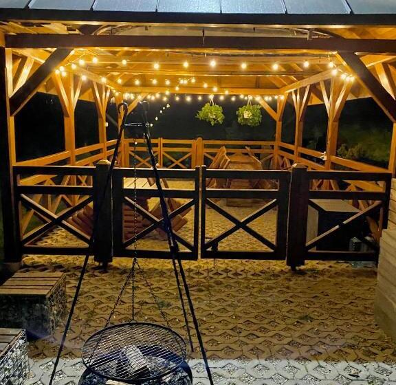 Majatalo Willa Aurinia