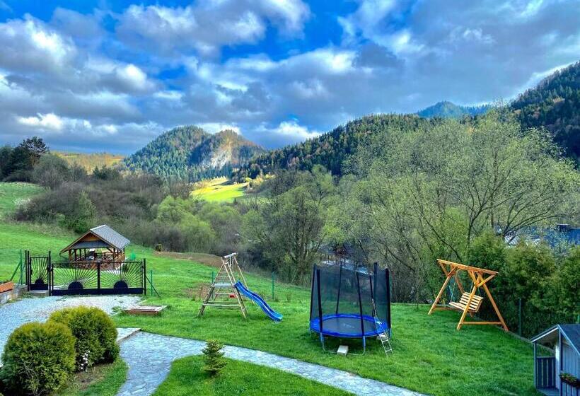 Majatalo Willa Aurinia