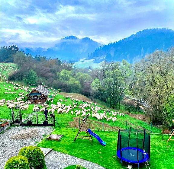 Majatalo Willa Aurinia