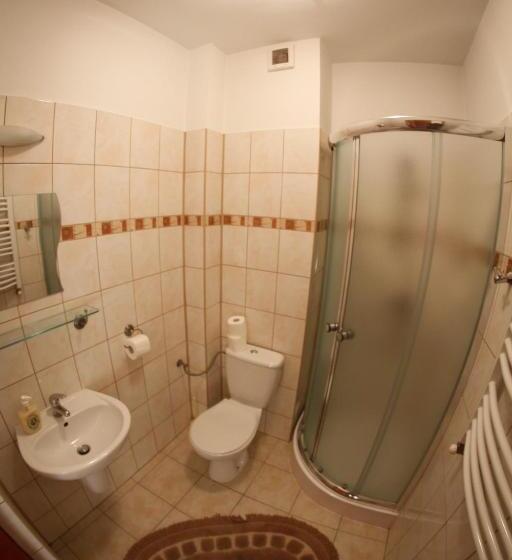 Pensjonat I Restauracja Nowak