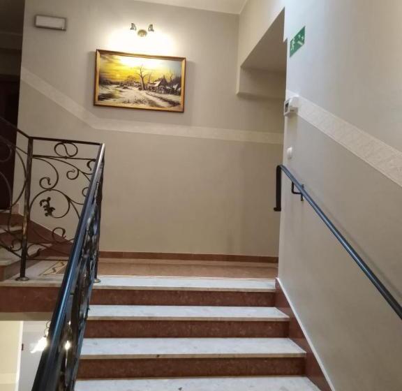 Pensjonat I Restauracja Nowak