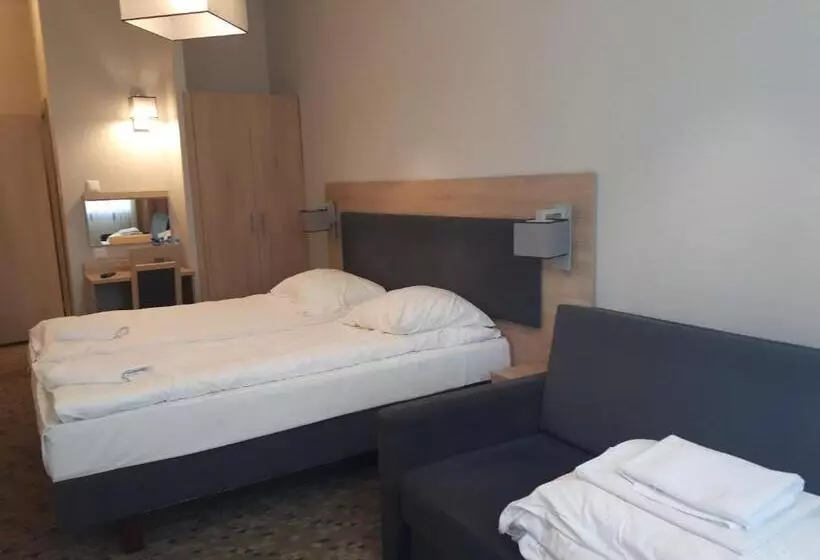 Lomakeskus Centrum Trzy Jeziora Wieleń