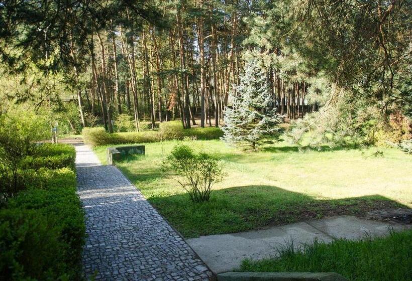 리조트 Centrum Trzy Jeziora Wieleń