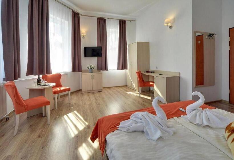 Dobrzyński Resort Topaz