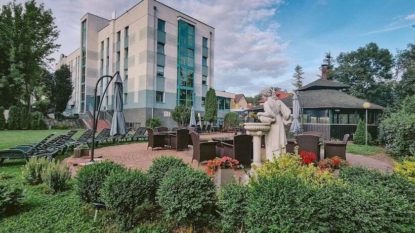 Spa Barlinek, Hotel Alma & Spa