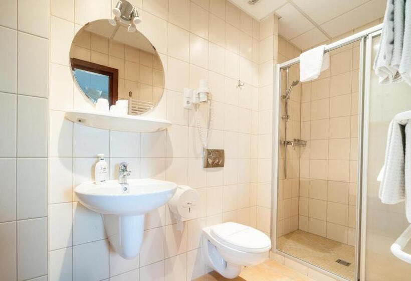 Spa Barlinek, Hotel Alma & Spa