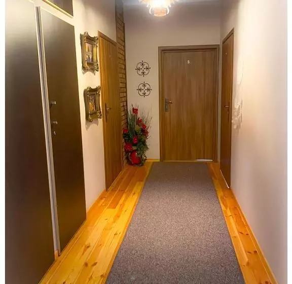 Retkeilymaja Kaktusik