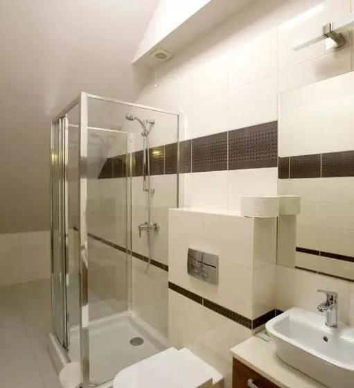 Retkeilymaja Karczma Dolina Pstrąga