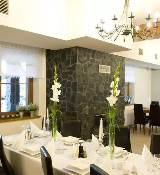 Retkeilymaja Karczma Dolina Pstrąga