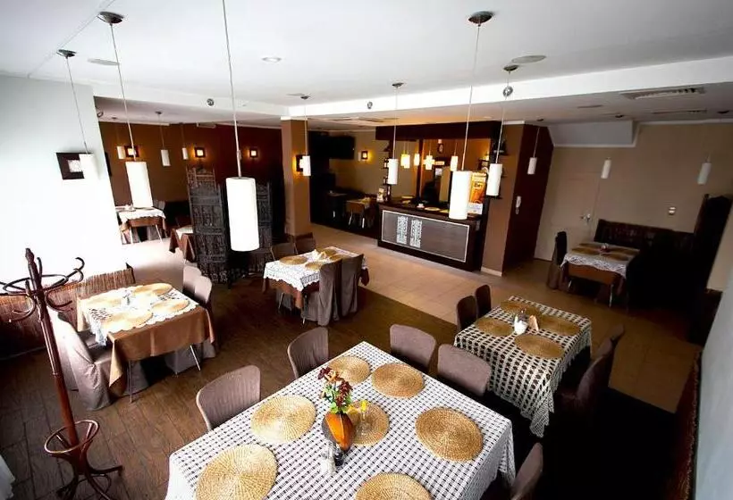 ユースホステル Noclegi Folkowa