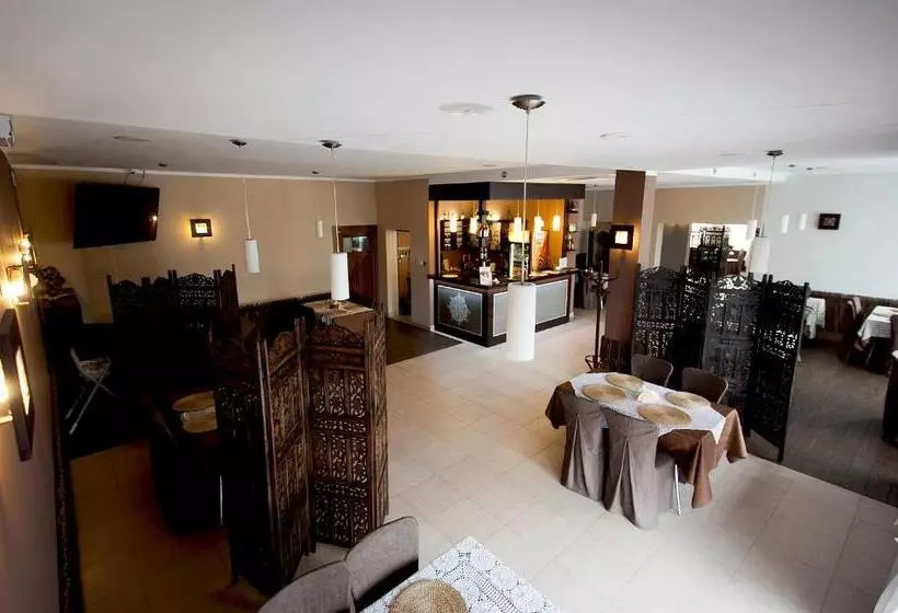 ユースホステル Noclegi Folkowa