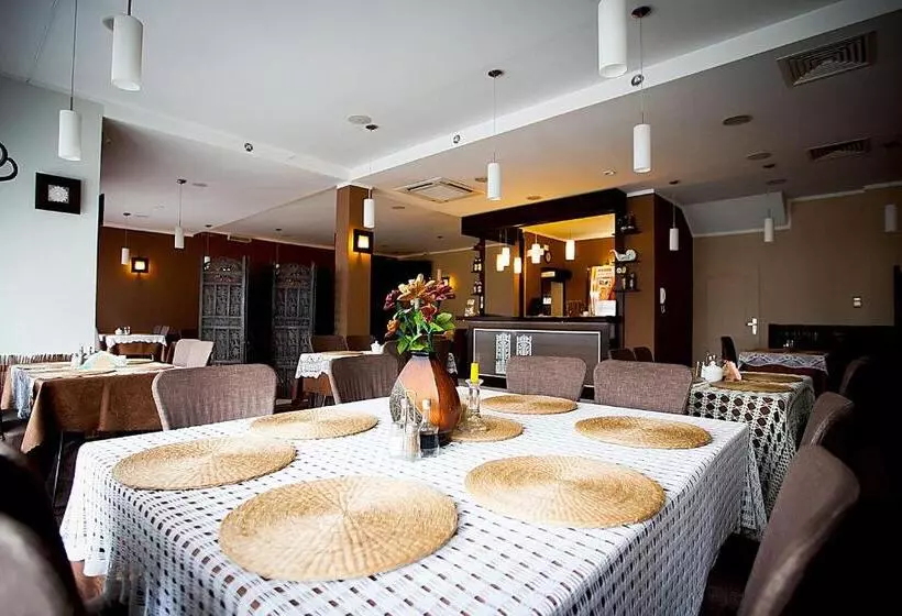 ユースホステル Noclegi Folkowa