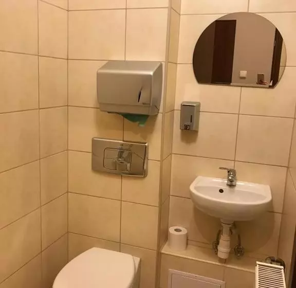 ユースホステル Noclegi Mikołów