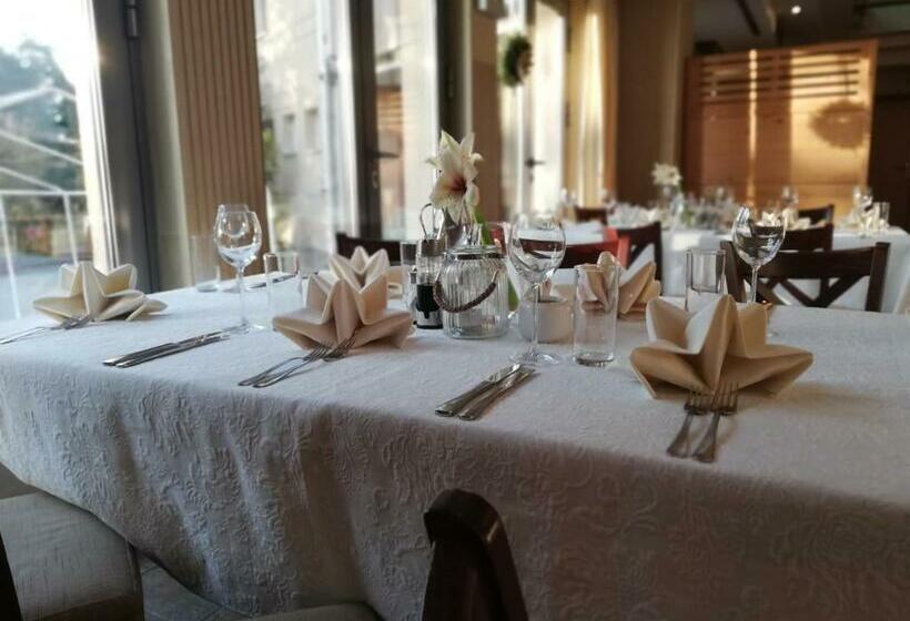 فندق صغير Ośrodek Szkoleniowo Wypoczynkowy Stodoły