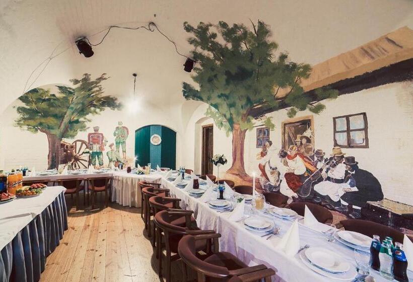 Hostel Twierdza Toruń   Fort Iv