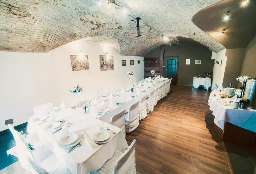 هاستل Twierdza Toruń   Fort Iv