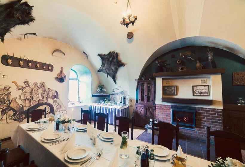 Hostel Twierdza Toruń   Fort Iv