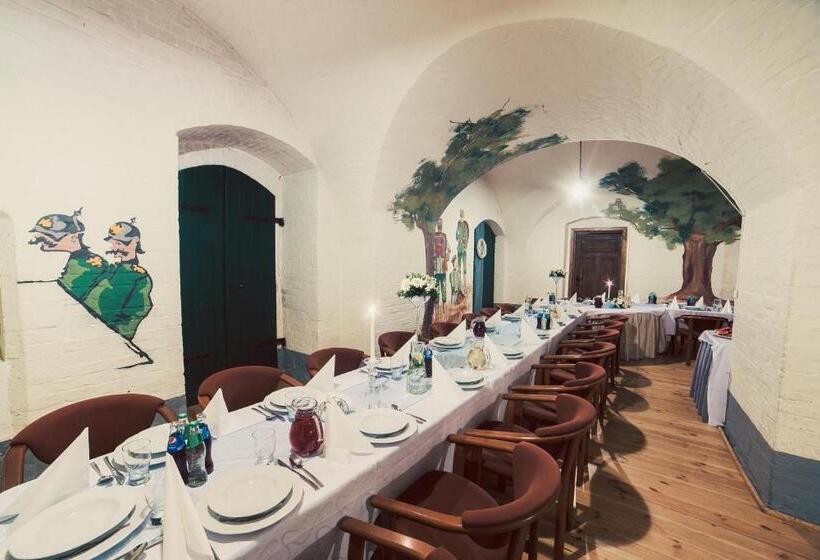 Hostel Twierdza Toruń   Fort Iv