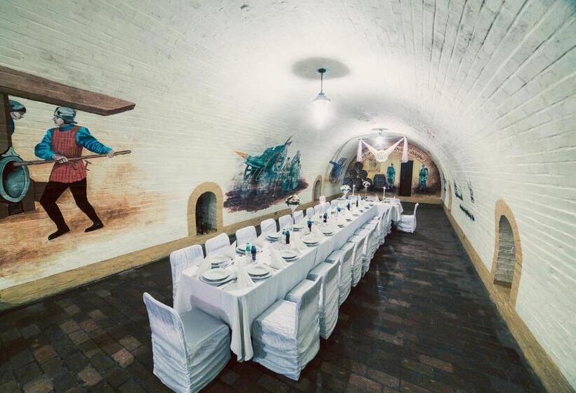 Hostel Twierdza Toruń   Fort Iv