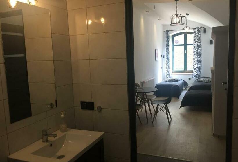 Hostel Twierdza Toruń   Fort Iv