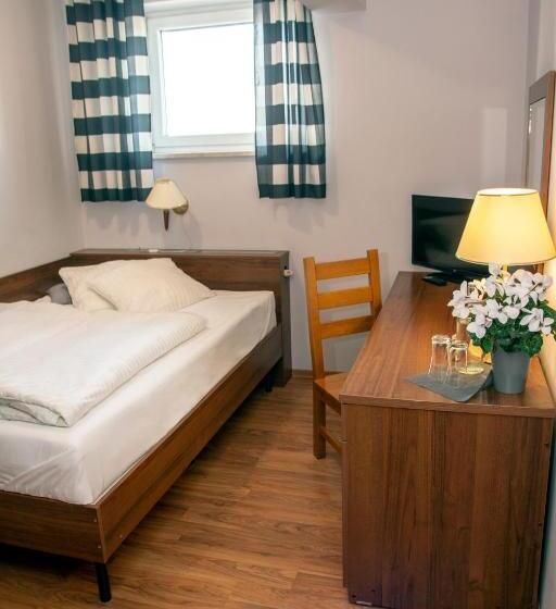 הוסטל Weranda Rooms