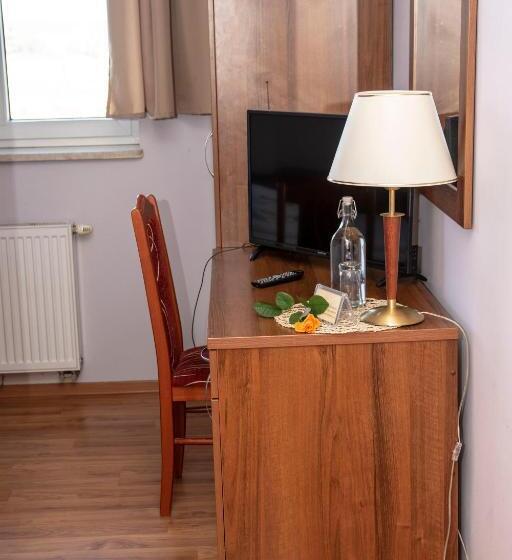 הוסטל Weranda Rooms