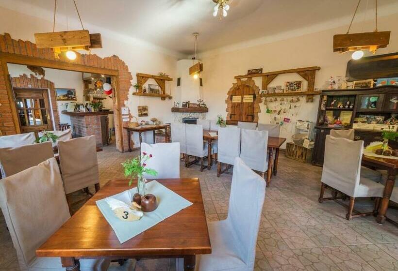 تختخواب و صبحانه Folwark łuknajno Nad Jeziorem śniardwy