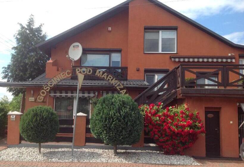 Aamiaismajoitus (B&B) Gościniec Pod Markizami