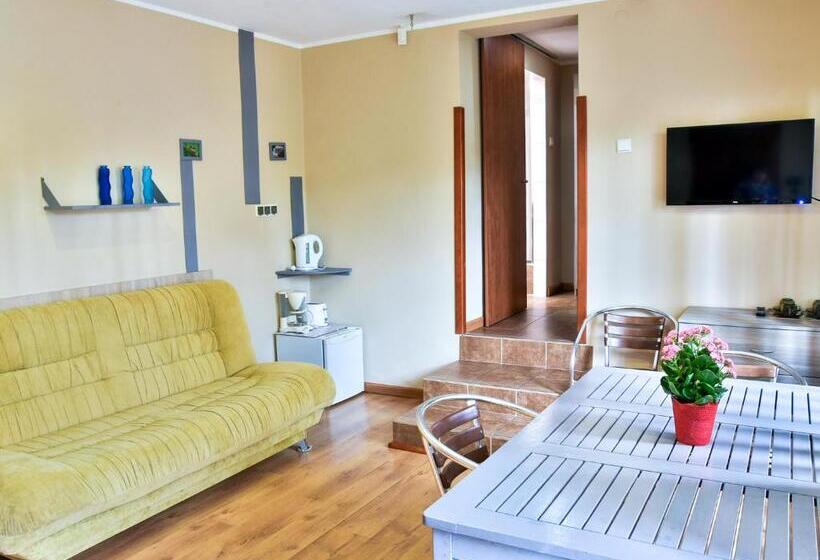 Aamiaismajoitus (B&B) Gościniec Pod Markizami