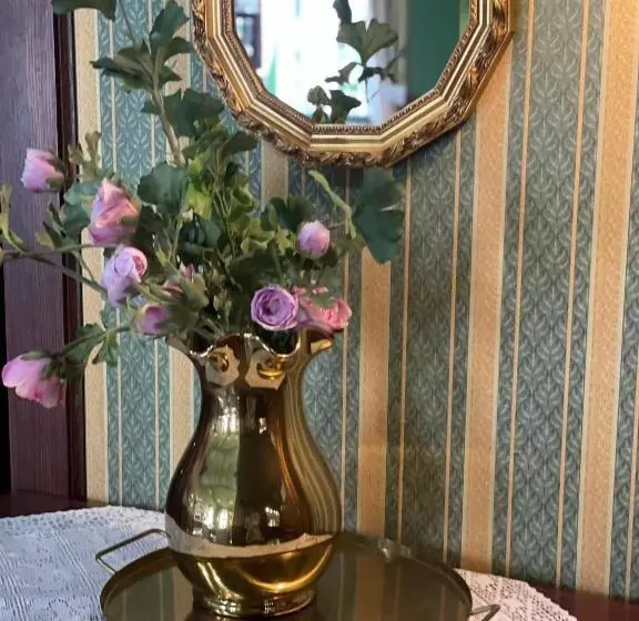 Aamiaismajoitus (B&B) Villa Antica