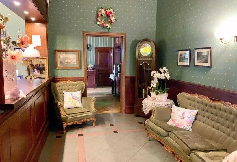 Aamiaismajoitus (B&B) Villa Antica