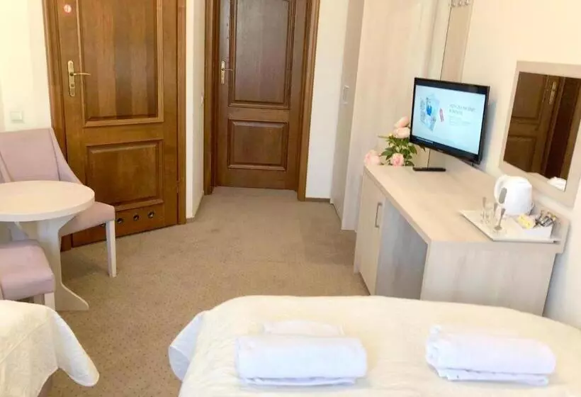 Aamiaismajoitus (B&B) Villa Antica