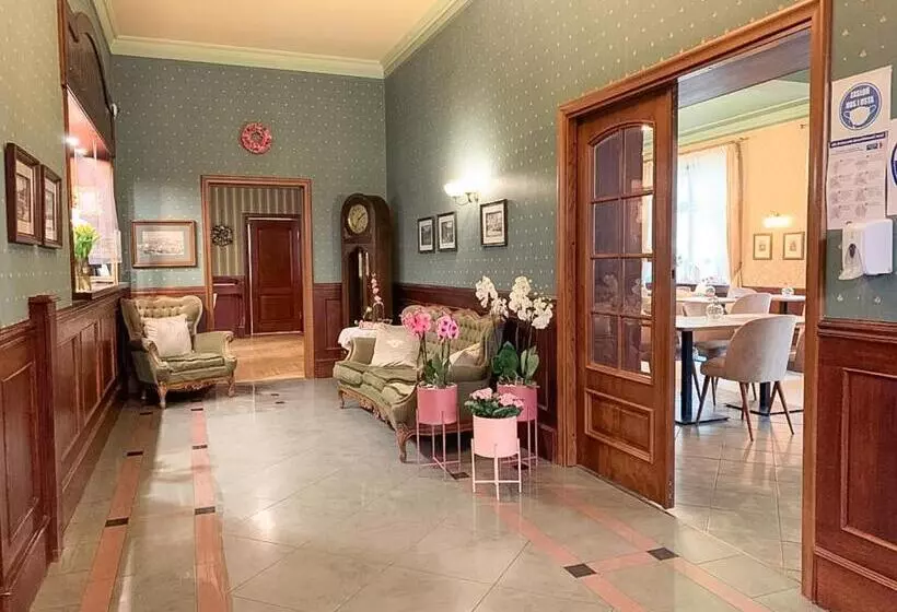 Aamiaismajoitus (B&B) Villa Antica