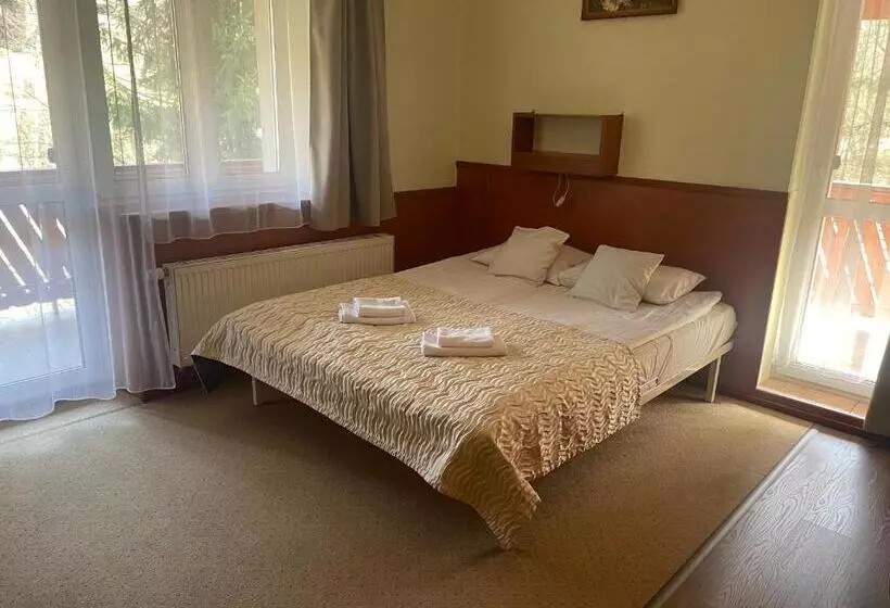 Aamiaismajoitus (B&B) Willa Stenia Apartamenty