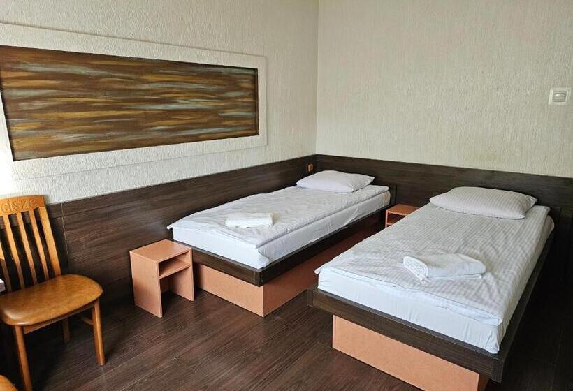 تختخواب و صبحانه Zacisze