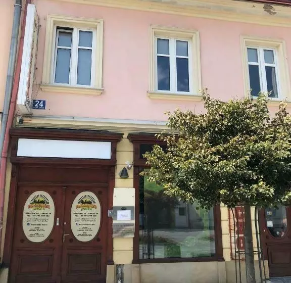 Hostel Promenada