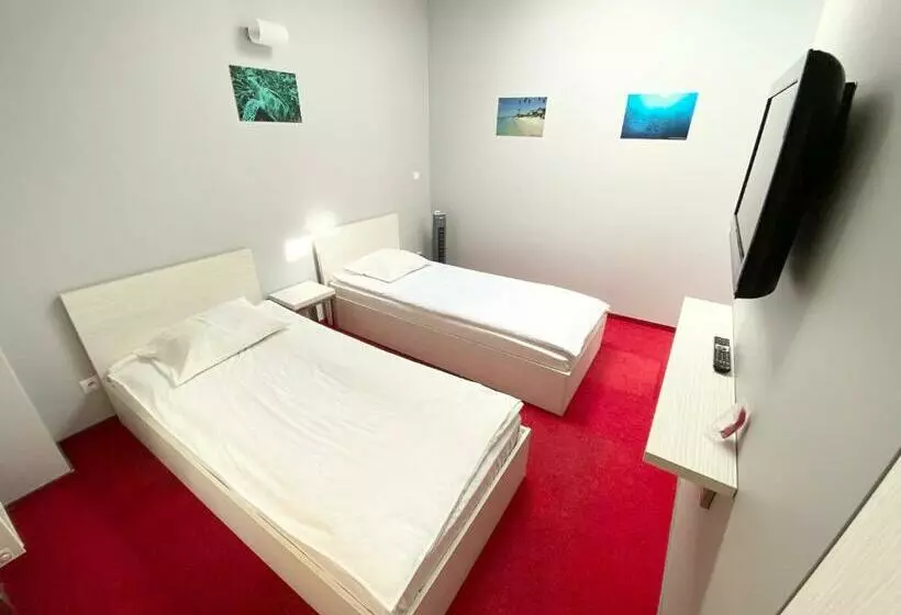 Hostel Promenada