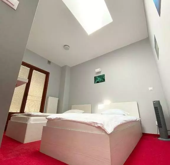 Hostel Promenada