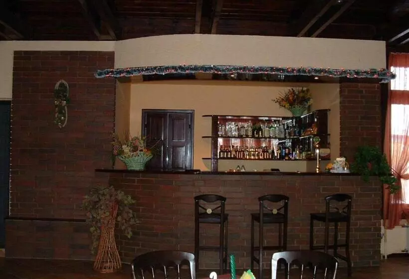 Hotel Junior