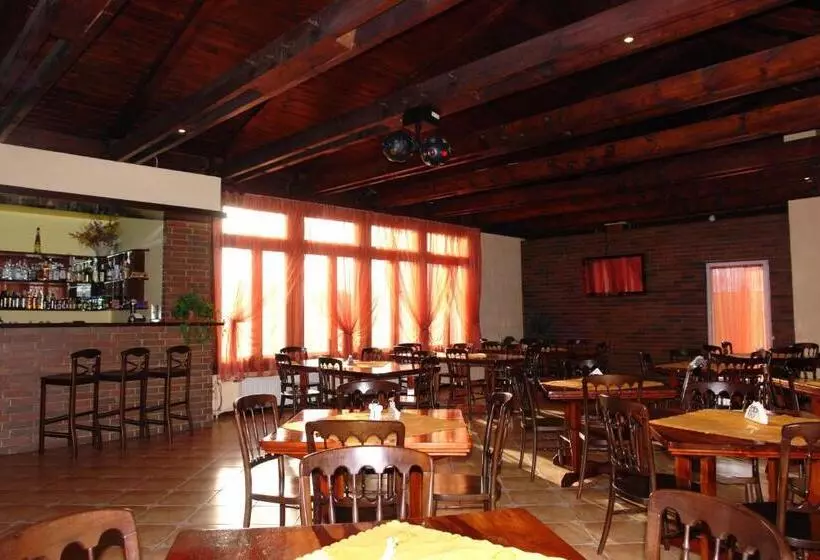 Hotel Junior