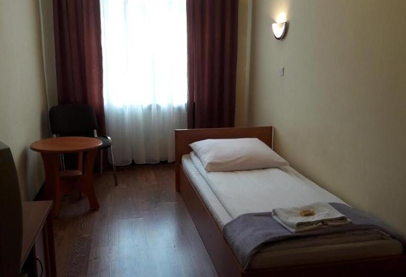 汽车旅馆 Dom Turysty