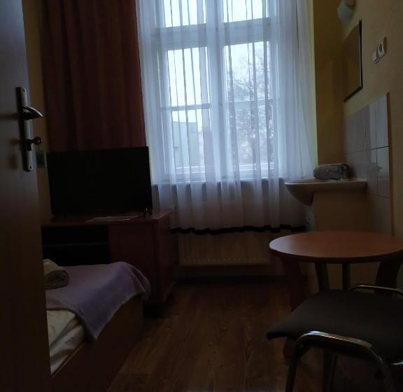 汽车旅馆 Dom Turysty