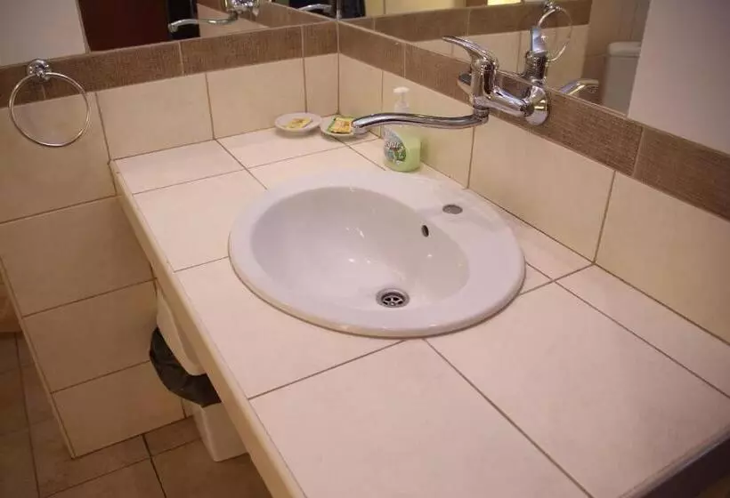 Motelli Zajazd Pod Kominkiem   Brzoza Koło Torunia