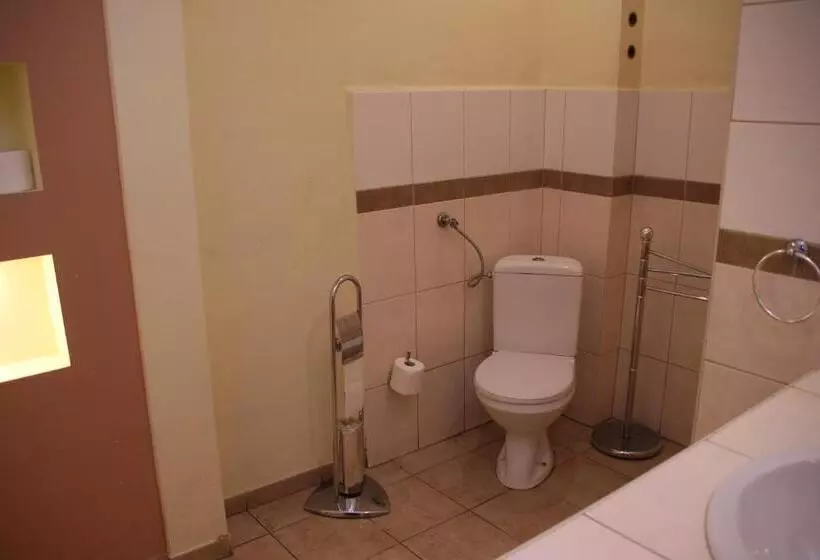 Motelli Zajazd Pod Kominkiem   Brzoza Koło Torunia