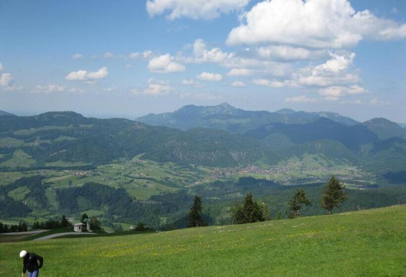 פנסיון Miodowy Raj