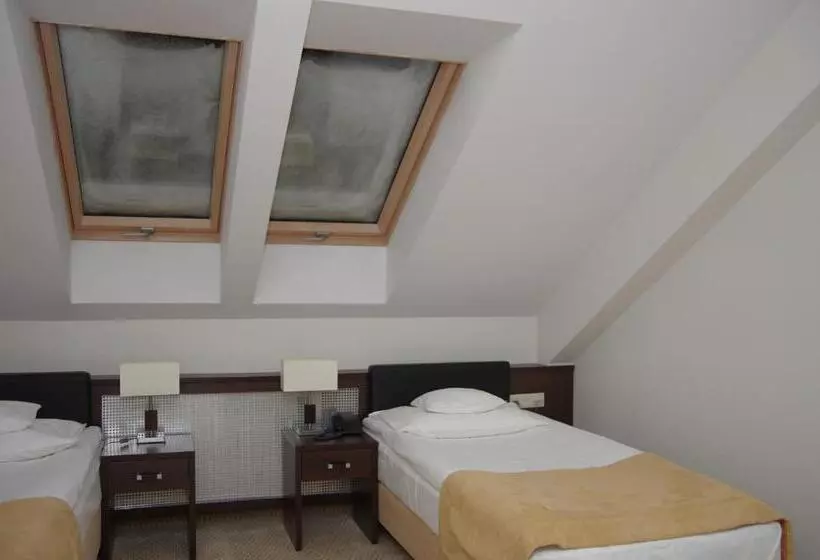 リゾートホテル 4 Pory Roku & Spa