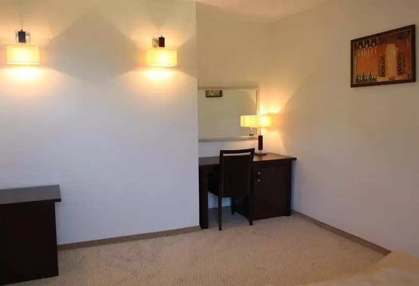 リゾートホテル 4 Pory Roku & Spa