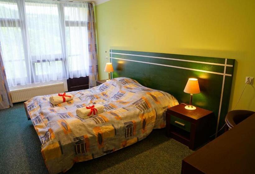 Курорт Dom Wczasowy Jawor