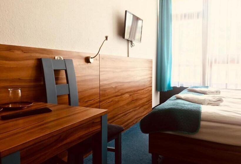 Курорт Dom Wczasowy Jawor